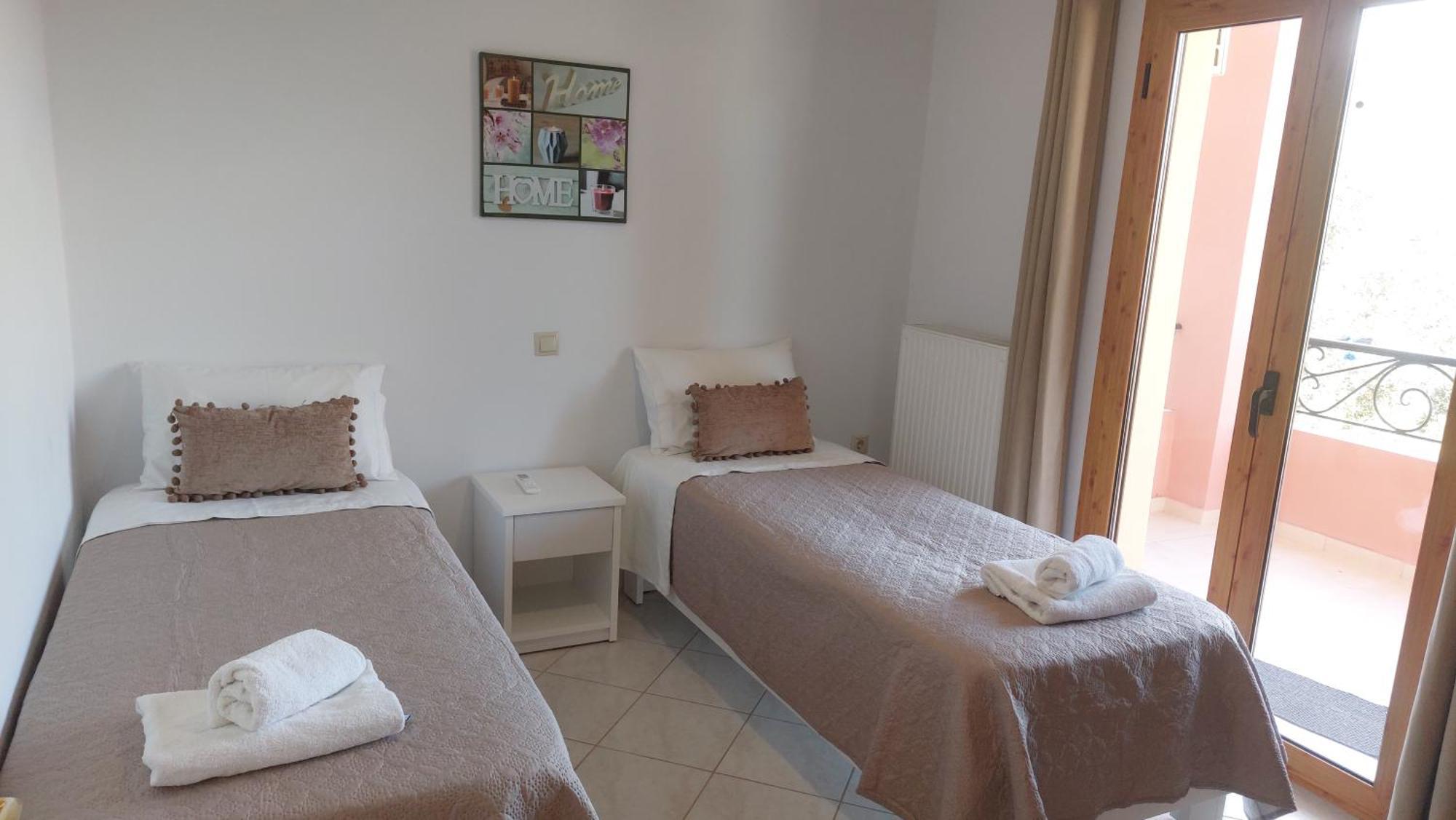 Turla'S Apartment Дасія Екстер'єр фото