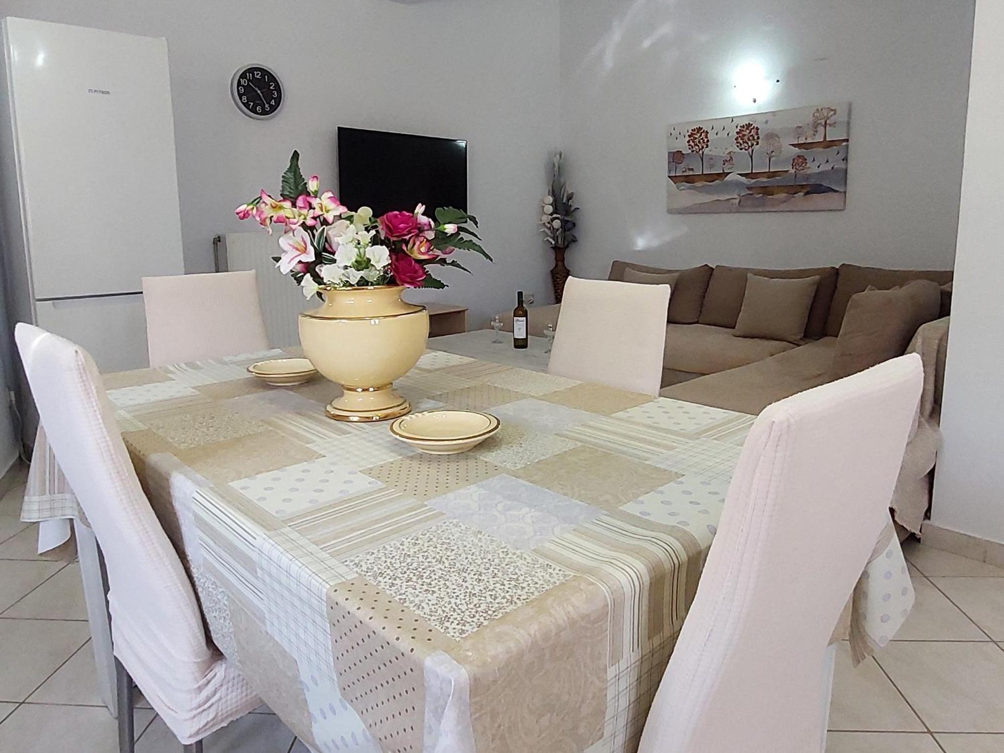 Turla'S Apartment Дасія Екстер'єр фото